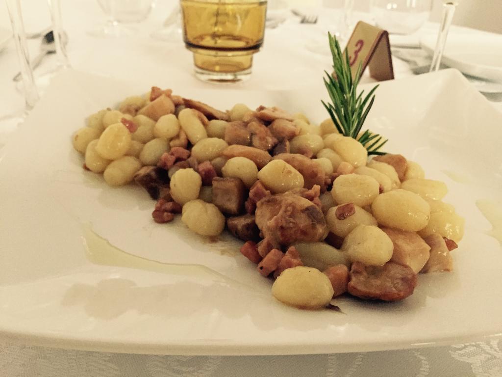 Home Restaurant Hotel Florence Ngoại thất bức ảnh